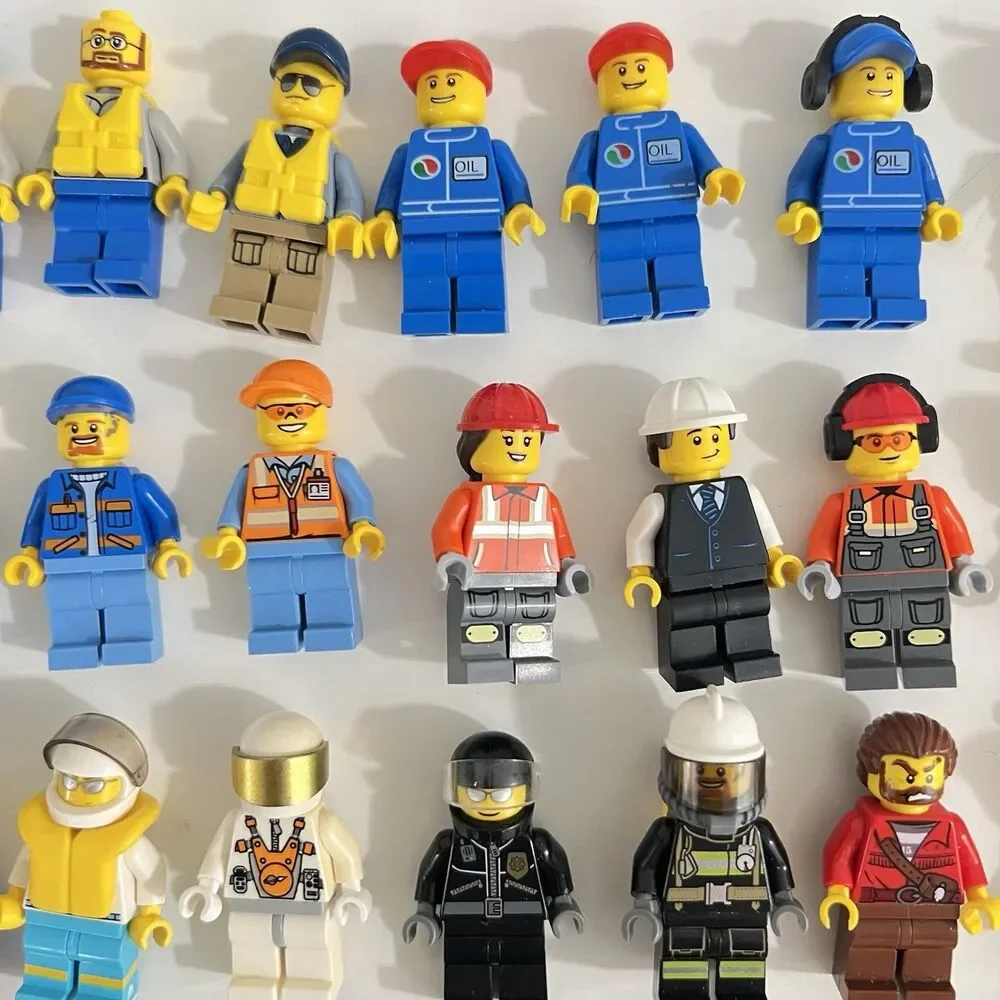 Authentic Lego Mini Figures Mix Lot  & Parts (50+ Mini Figures and Pets/insects)